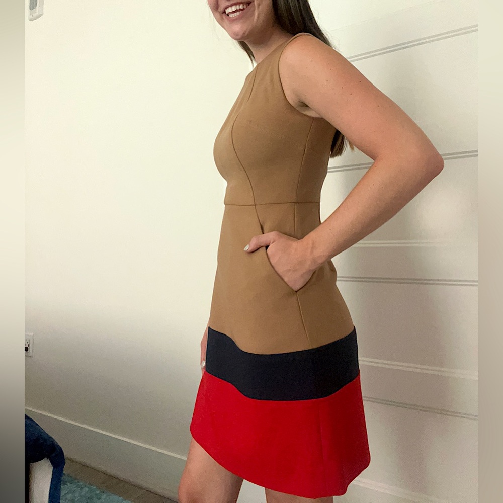 Shoshanna Tan Layered Hemline Sheath Midi Dress w/ pockets - size 2